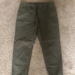 American Eagle Green Joggers
